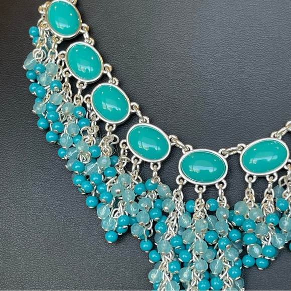 Turquoise color ocean blue dangle beaded statement necklace silver tone 18”-21” - Picture 5 of 6